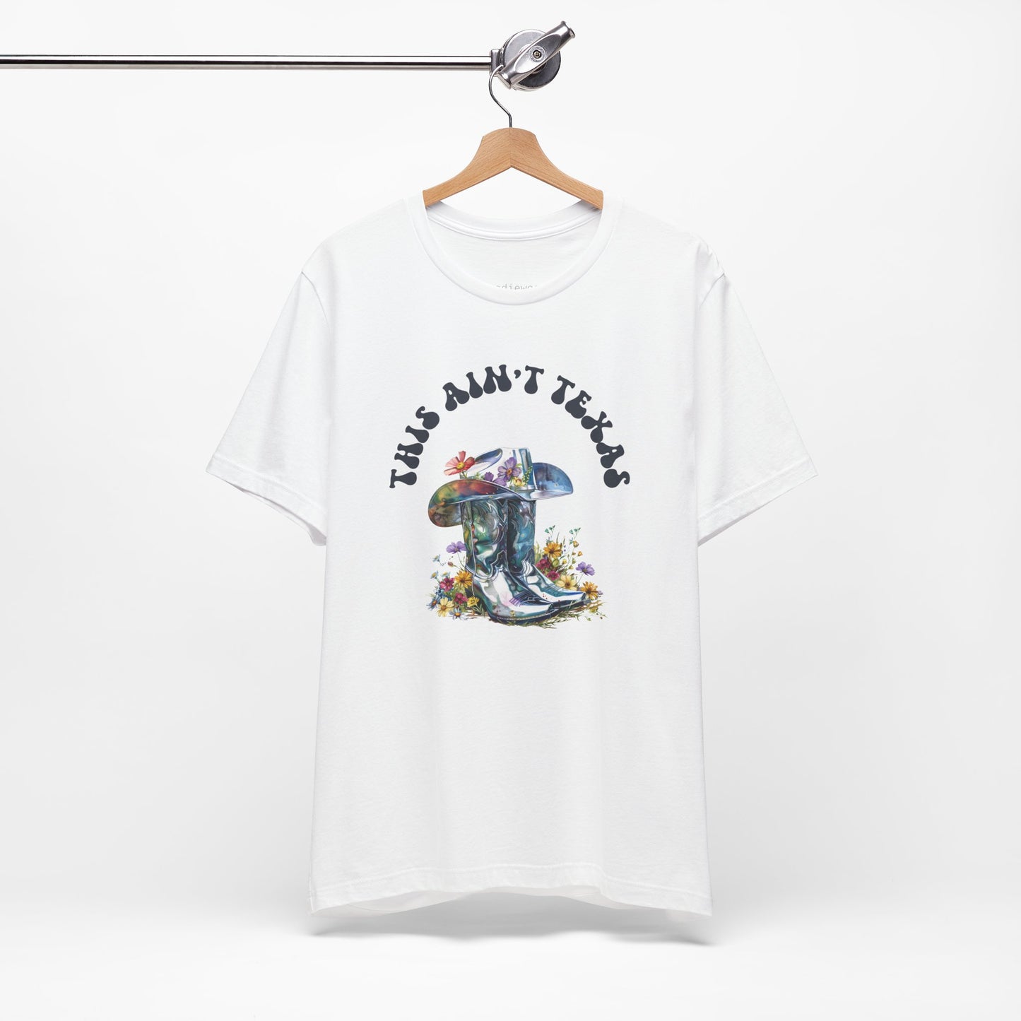 THIS AIN'T TEXAS graphic, Cowboy Carter Inspired, Urban Cowgirl Graphic, T-shirt