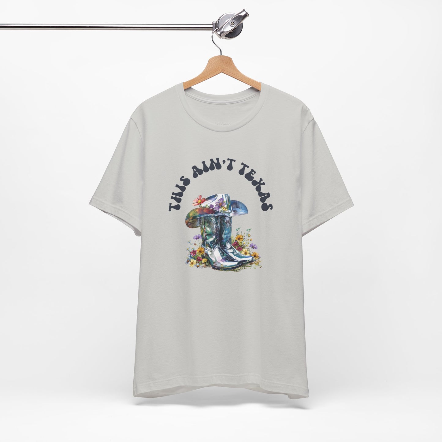 THIS AIN'T TEXAS graphic, Cowboy Carter Inspired, Urban Cowgirl Graphic, T-shirt